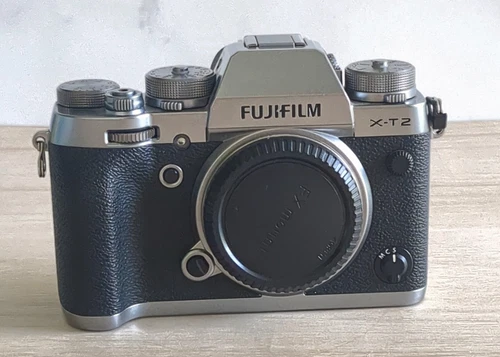 Fujifilm X-T2 camera, Graphite Silver Edition, body only
