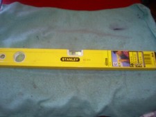 SPIRIT LEVEL STANLEY 17" - 450MM  BOX SECTION WITH 2 VIALS  MADE IN USA