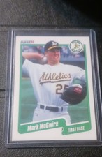 Top 10 Mark McGwire Baseball Cards 23