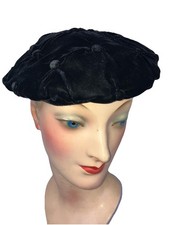 Sz 22 UNIQUE Vintage 30s 40s Black Velvet Beret Tufted Accents