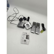 AT T CL82301 DECT 6.0 Cordless Phone Answering System with 2 Handsets