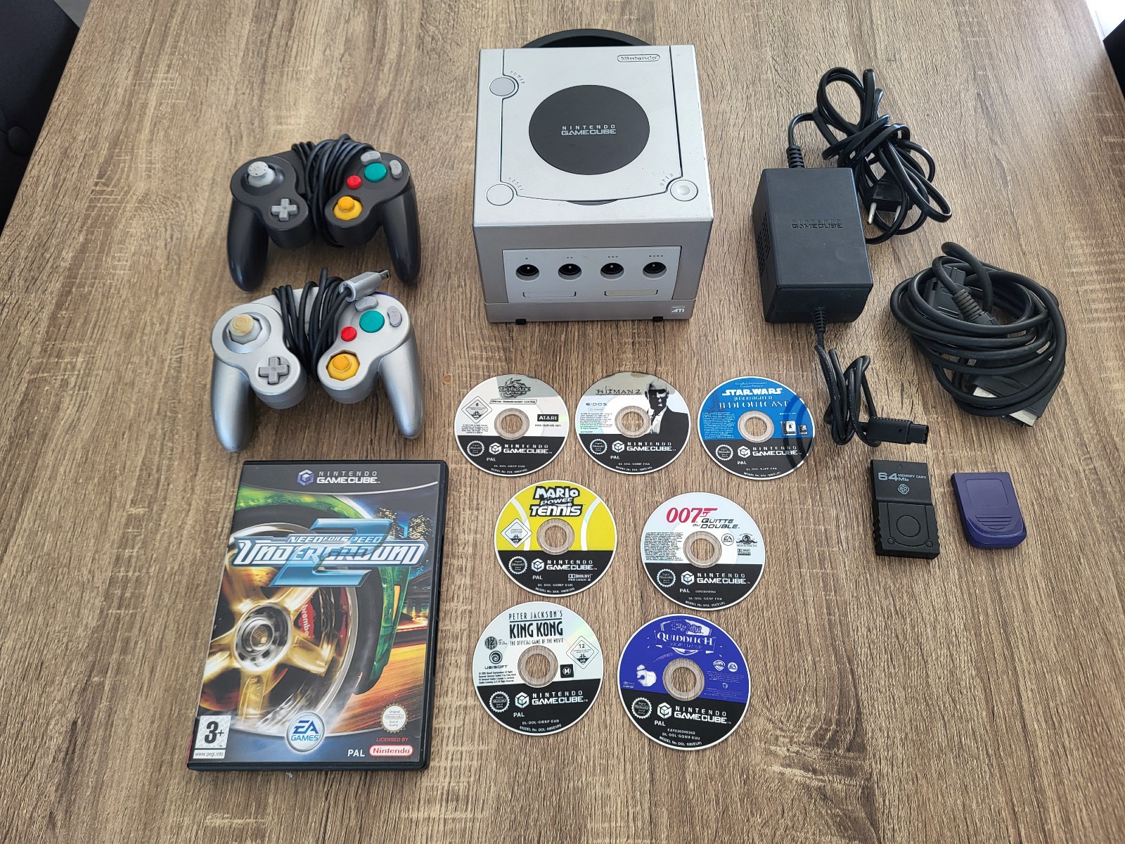 Console Nintendo Game Cube Sliver + 8 jeux