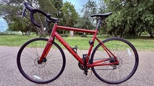 Unisex Road Bike, Carrera Vanquish Road Bike in excellent condition