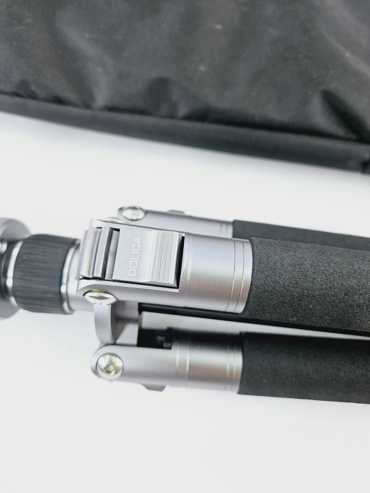 Dolica 57" Ultra Premium Professional Tripod LX600B502D/S - Image 3 of 4