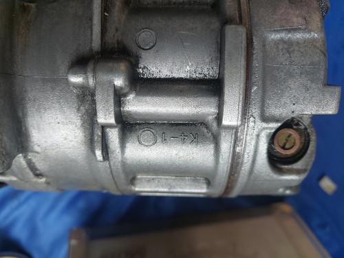 Mitsubishi Pagero Shogun denso Air Condition Pump K4-01 SPARES OR REPAIR - Picture 2 of 8
