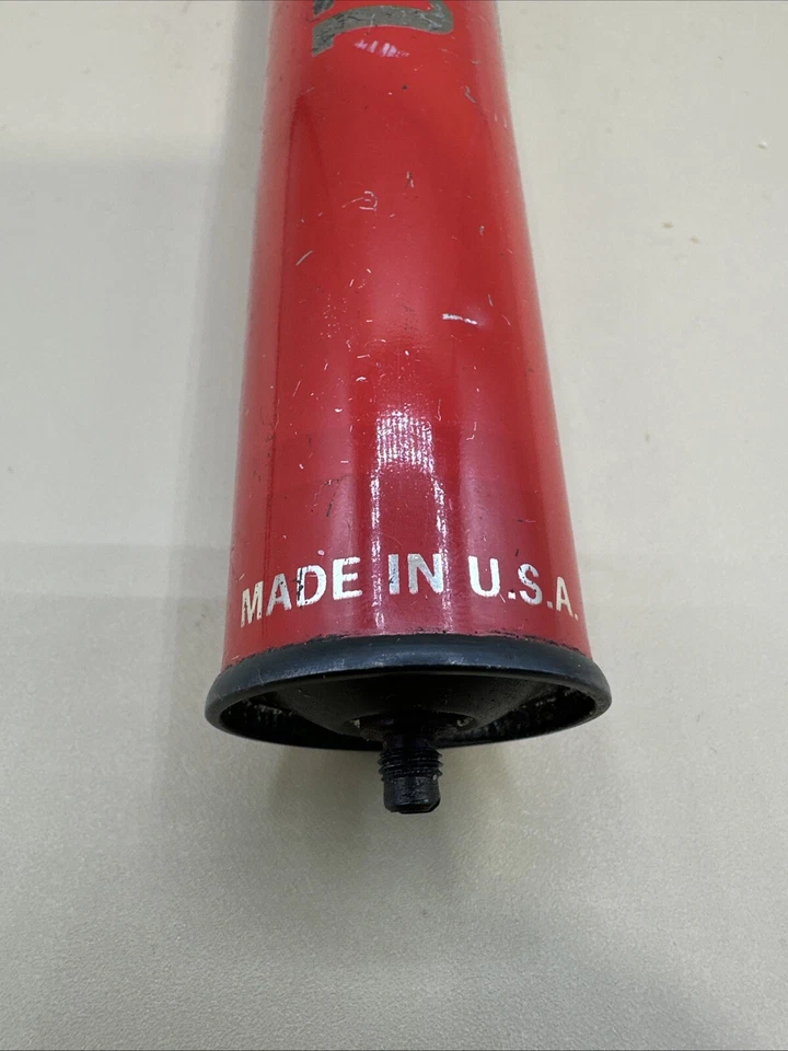 Bomba de aire manual Wilson vintage hecha en EE. UU. Foto 2 de 4