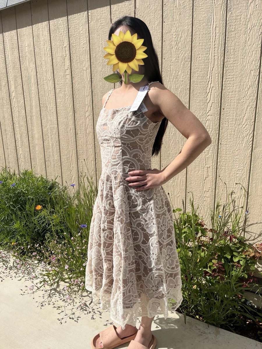 slim fit dress slacks Self-Portrait - Cream Lace Flower Maxi Dress