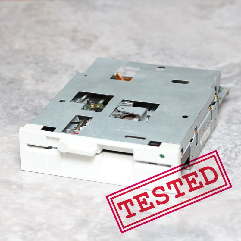 FDD 5.25” 1.2Mb/360Kb Mitsumi/Newtronics D509V3 Internal Floppy Disk Drive WHITE