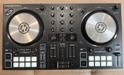 1pcs NI Traktor Kontrol S2 MK3 DJ Controller
