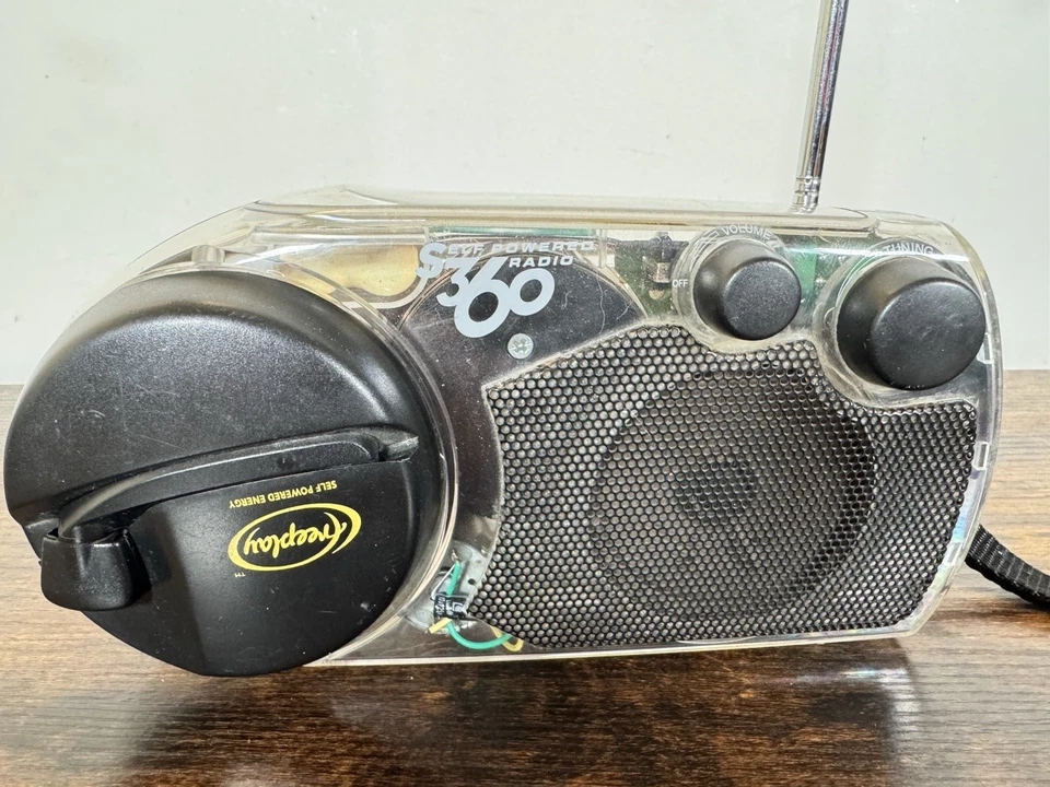 Freeplay 360 Wind Up Solar Power Transparent Radio Am/FM Working Rare - Image 2 of 4