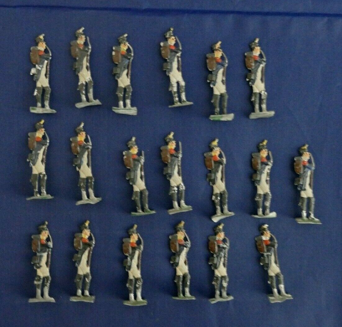 Rare !Plats d'étan - Znnfguren - 13 fgurnes soldats en armes et