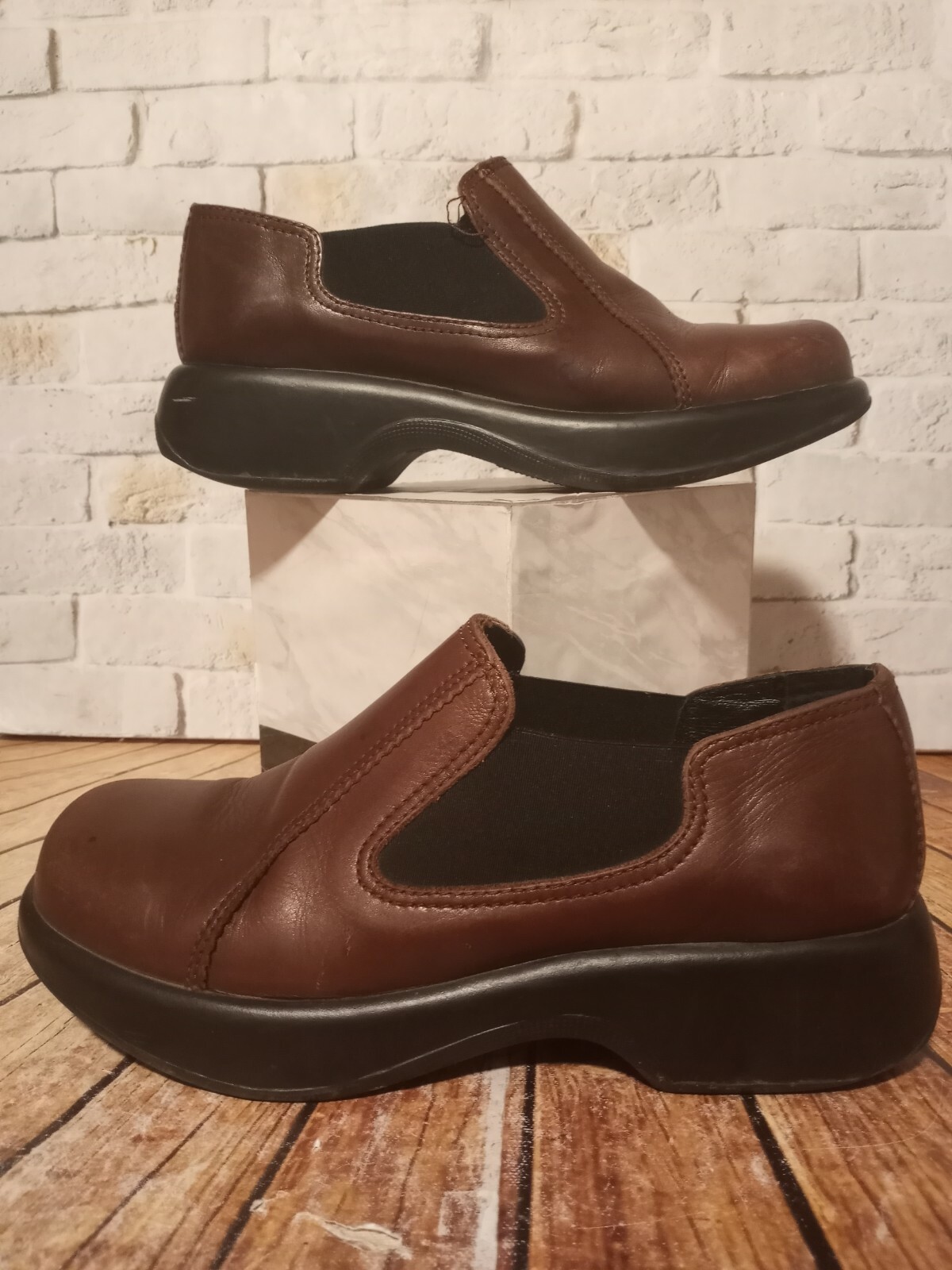 DANSKO Womens Brown Leather Loafers 