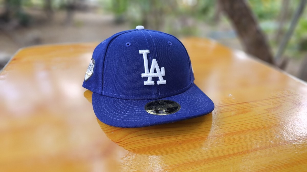 LA Dodgers new era fitted hat (Size7-1/8) *Vintage* World series 