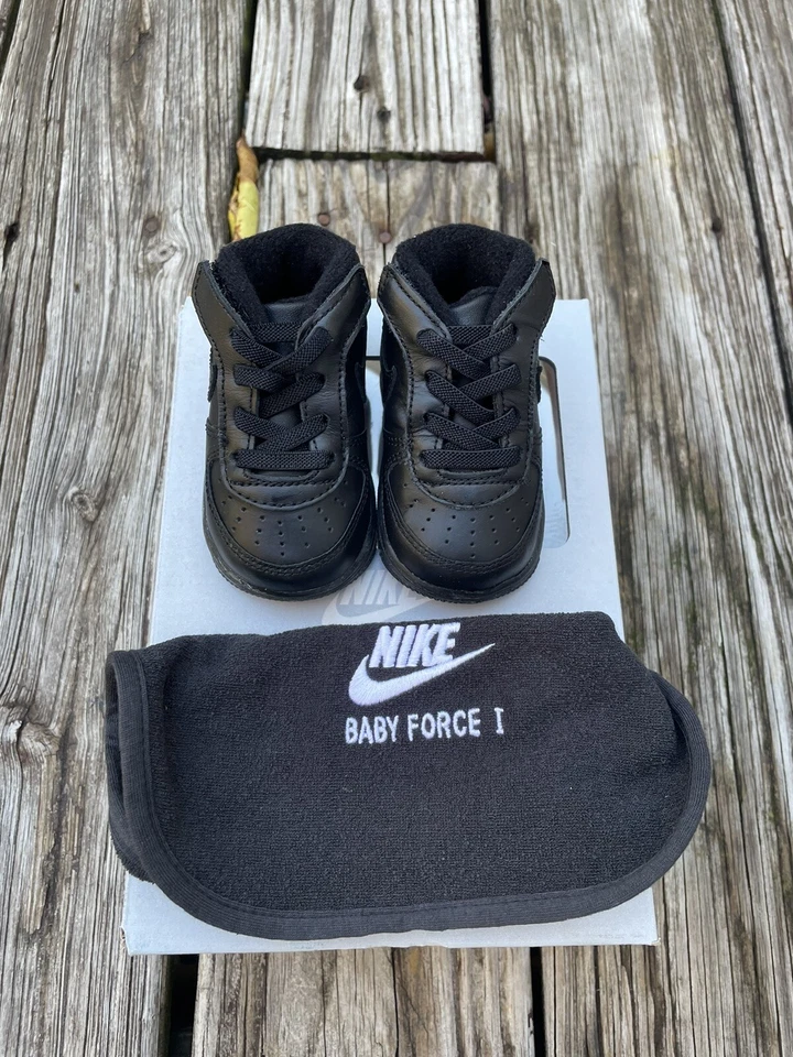 NIKE Air Force 1 Paquete de Regalo (CB) Bebé Talla 3C 314565-009 Zapatos Gorro Conjunto Nuevo en Caja Foto 2 de 4