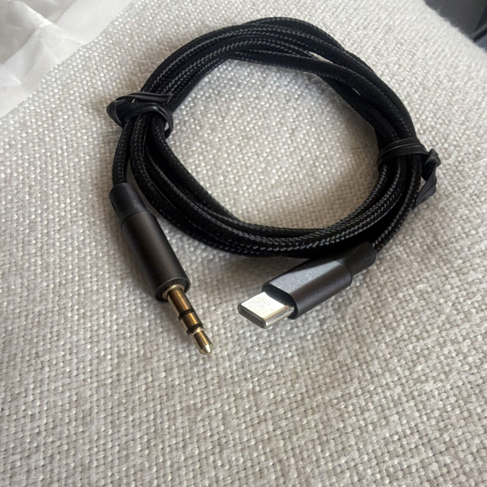 USB Data Cable Aux Cord image 3