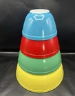 VTG Pyrex Primary Colors Nesting Mixing Bowls Set Of 4