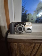 Olympus Superzoom 160 Quartzdate 35mm Film Camera