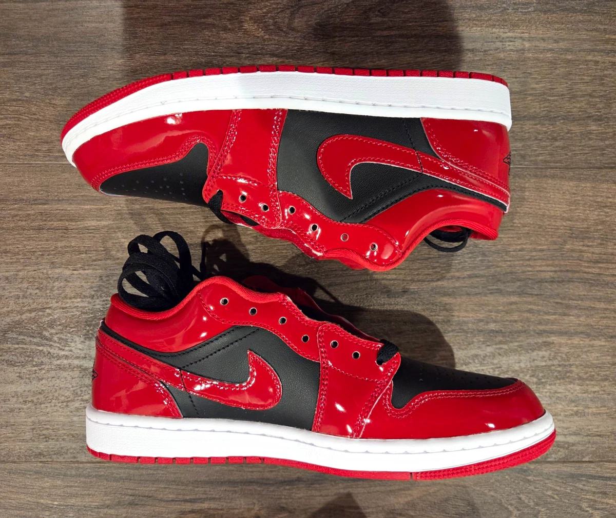 シューズ(男性用) Nike Air Jordan 1 Low Varsity Red Jordan 1 Low Varsity Red for Sale | Authenticity Guaranteed | eBay