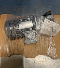 Lenze Getriebemotor g500-B45 G50AB045MHAR2C00 - M55BH071M045E00CC