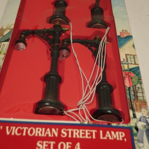 1996 Lemax Set of Four Village Collection 4" Victorian Street Lamps - *VTG *NIB - Picture 3 of 8