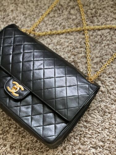 Chanel Vintage Classic Double Flap Bag Lambskin M… - image 1