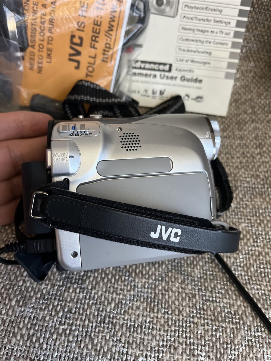 JVC GR-D290U 25x Digital Zoom MiniDV Digital Video Camera JVC GR-D290U 25x Digital Zoom MiniDV Digital Video Camera