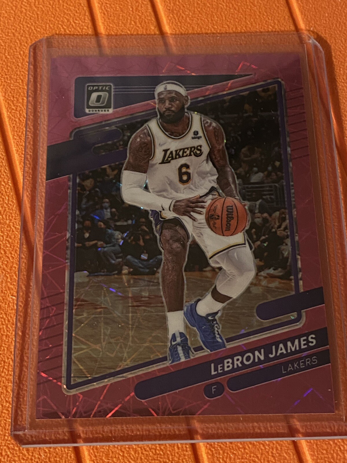 2021-22 Donruss Optic LeBron James Pink Velocity Prizm /79 #41 Lakers