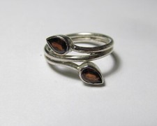 Alluring Genuine Teardrop Garnet Gemstone Ring Size 6.75 GR181