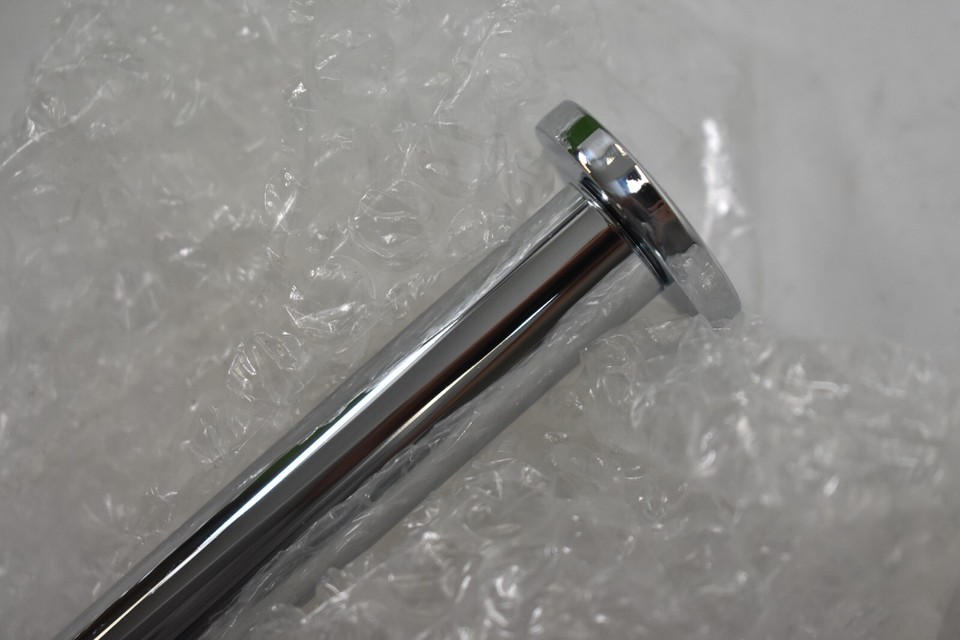 Lot of 2 Polished Chrome Toilet Paper Holder Wall Mounted Bathware Tool