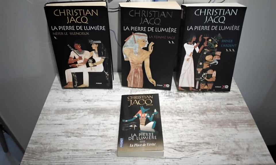 CHRISTIAN JACQ - LA PIERRE DE LUMIÈRE (4 volumes) - Photo 1/1
