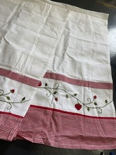 Kitchen Tiers 30 X 25 Strawberry Gingham Embroidery Lot Of 2 Panels 