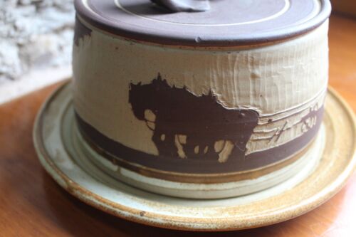 STUDIO POTTERY CHEESE DISH WITH PLOUGHING SCENE - Picture 3 of 3