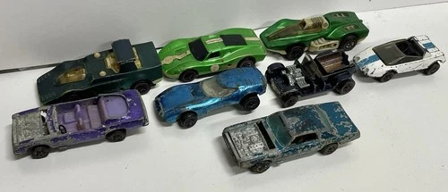 Vintage 1960s Mattel Hot Wheels Redline & Sizzler Junkyard Lot