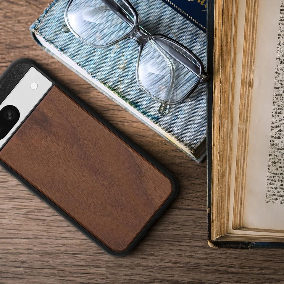 Funda de madera real kwmobile compatible con Google Pixel 8a 8a, marrón Foto 3 de 4
