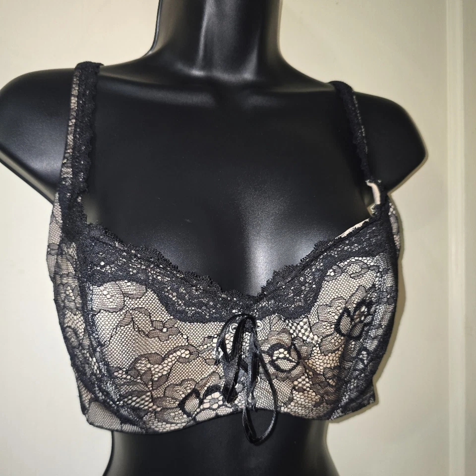 Sujetador Frederick's of Hollywood de encaje negro 36D corsé acento frontal con lazo 36D Foto 2 de 4