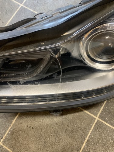 Xenon Scheinwerfer Mercedes C-Klasse FL W204 11-14 BEIFAHRERSEITE A2048204539 - Bild 3 von 9