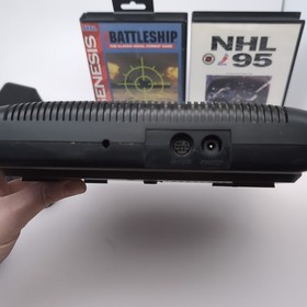 Sega Genesis - MK 1631 Console - w/ 2 Controllers & 2 Games WORKS GREAT