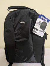 NWT - Ultimaxx Professional Backpack for Digital Camera/Camcorder UM-BP100