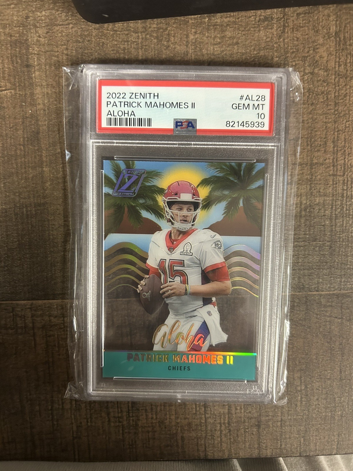 PATRICK MAHOMES II - 2022 Zenith ALOHA SSP CASE HIT Chiefs - PSA 10 Gem Mint