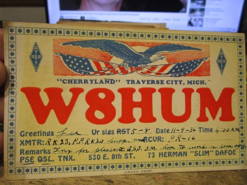 Scheda operatore radioamatore G25 vecchia QSL TRAVERSE CITY MICHIGAN Herman Dafoe - Foto 1 di 2