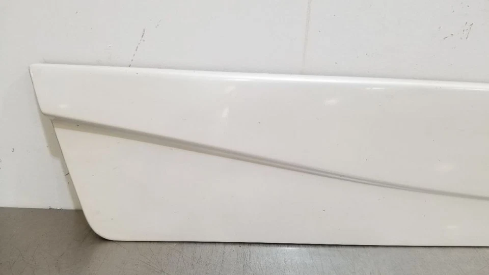 99 1999 MITSUBISHI 3000GT DOOR CLADDING FRONT RIGHT PASSENGER WHITE - Image 3 of 4