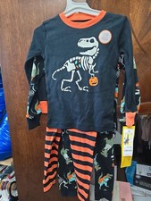 2t brand new halloween pajamas from carter's item. 1062