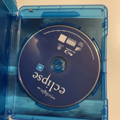 The Twilight Saga Bluray Movies: Eclipse / New Moon / Breaking Dawn Pt 1 & 2 - Picture 4 of 11