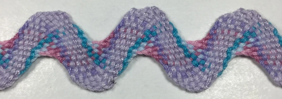 3/4" Novelty Ric Rac Trimming - 25 Yards - MANY COLORS AVAILABLE! - Image 1 of 1