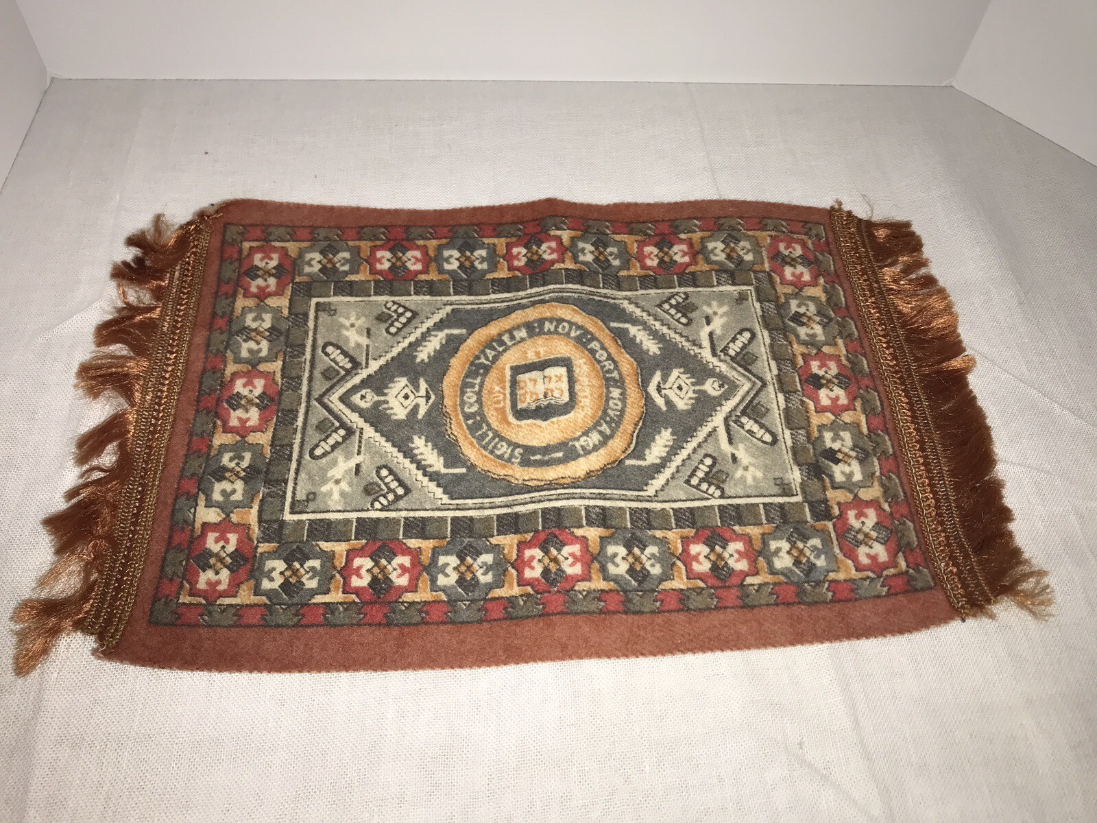 Vtg Orange Border YALE UNIVERSITY Satin Tobacco Felt Patch 6.5” X 10”