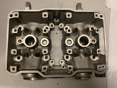 Zylinderkopf vorne 12210-MR7-010 Honda VFR 750 R RC30 1988-90 n-8R1 RC2-004.
