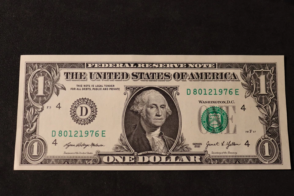 ONE DOLLAR FANCY BIRTHDAY/ANNIVERSARY NOTE [AUG 12, 1976]  SN # D 80121976 E - Image 2 of 3