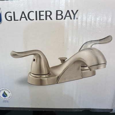 Glacier Bay Constructor 4 in Low-Arc Bathroom Faucet in Brushed nickel. NEW.