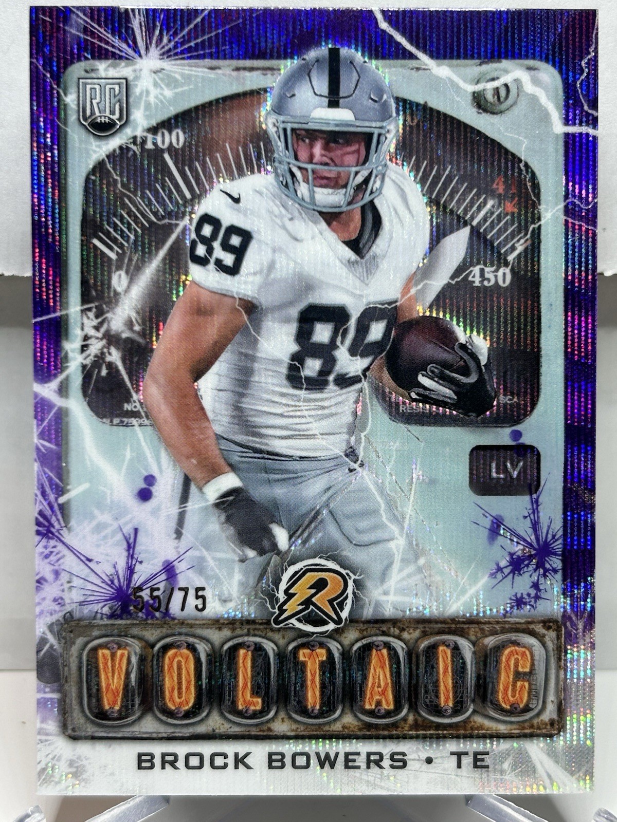 Brock Bowers - 2024 Topps Resurgence Voltaic Purple (RC)🔥Raiders🔥/75