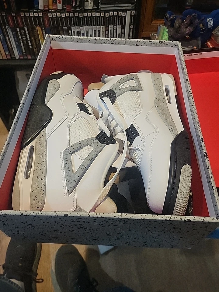Size 10.5 - Jordan 4 Retro OG Mid White Cement - Image 3 of 4